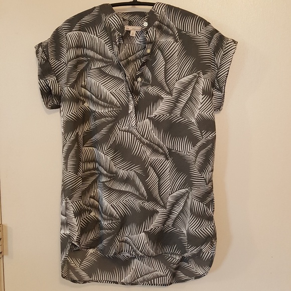 GAP Tops - Gap island shirt GAP Tops - Gap island shirt